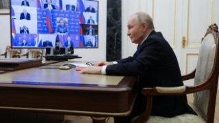 Путин каза, че е готов да преговаря по "модернизирания" мирен план от Аляска